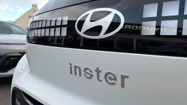 Hyundai INSTER 85kW 02 49kWh 5dr Auto Electric Hatchback